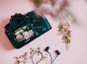 Best Mirrorless Camera Under 3 Lakh